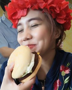 jollibee amazing aloha yumburger