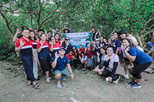 Jollibee20Group20Beefs20Up20its20Mangrove20Reforestation20Project20with20Employee20Volunteers