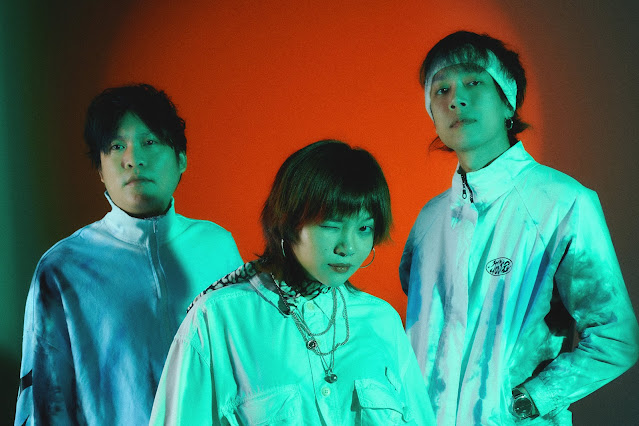 Bangkok-based alt-pop trio KIKI, Drag superstar M1ss Jade So, AXEAN alums Munimuni and CRWN to headline The Rest Is Noise PH’s “Halloween Special”