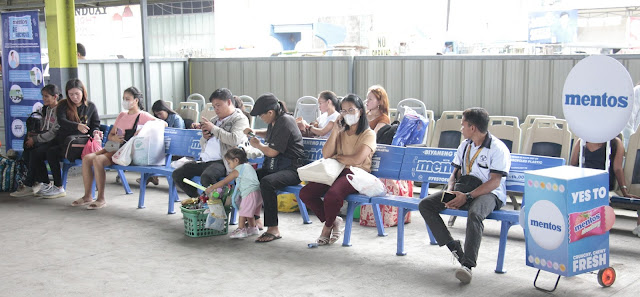 Mentos Philippines upcycles plastic waste into bus terminal benches to provide commuters a refreshing pit stop